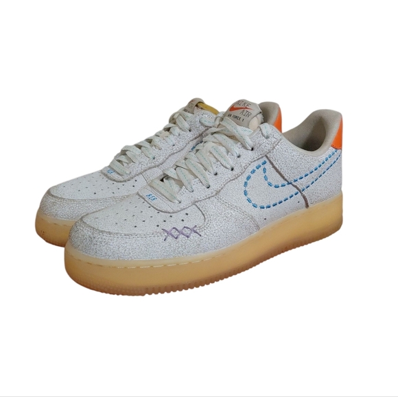 Men’s Nike Air Force One '07 White Distressed Sneakers Size 9 - Picture 12 of 12